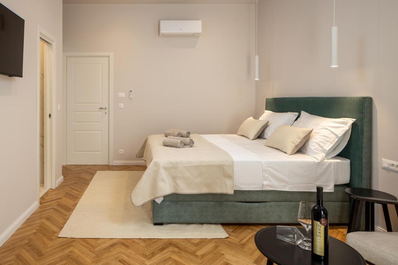 Boutique Lux Rooms Odello Split Old Town Exterior photo