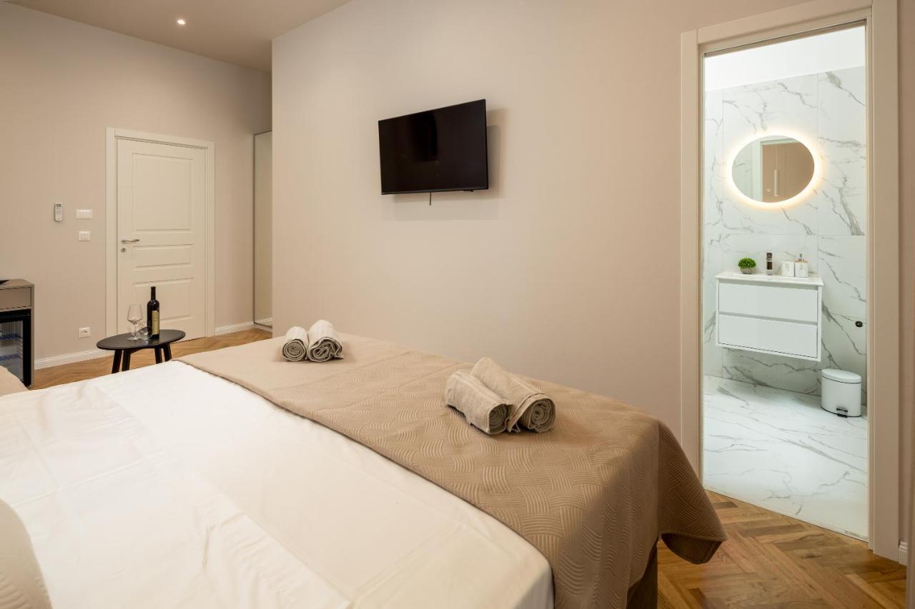 Boutique Lux Rooms Odello Split Old Town Exterior photo