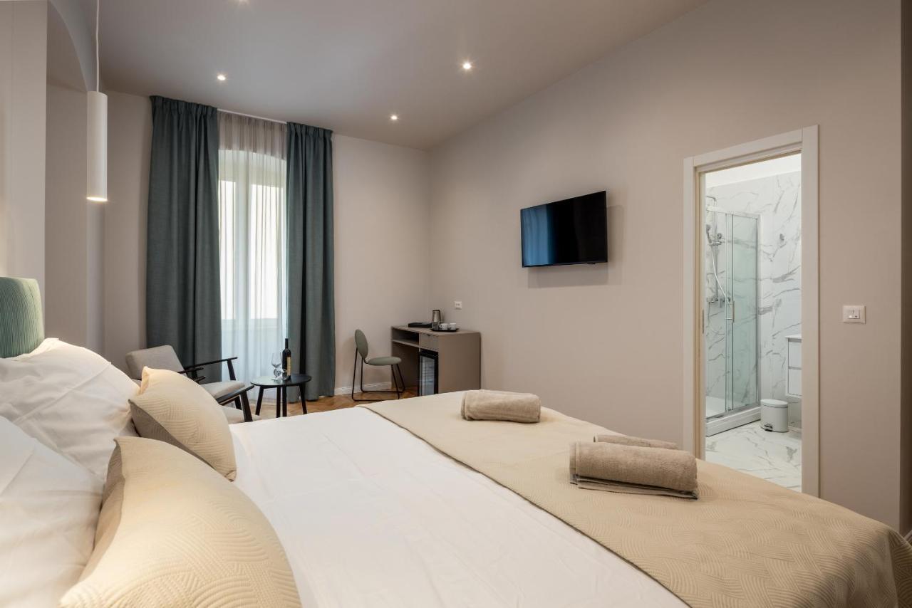 Boutique Lux Rooms Odello Split Old Town Exterior photo